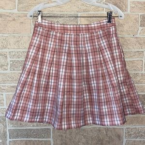 Sim & Sam Pleated Mini Skirt with side zipper